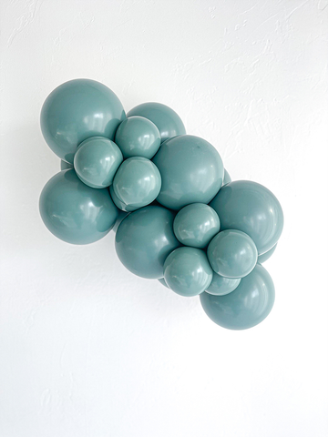 Willow Latex Balloons by Tuftex
