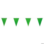 Fun Express Green Pennant Banner 100′
