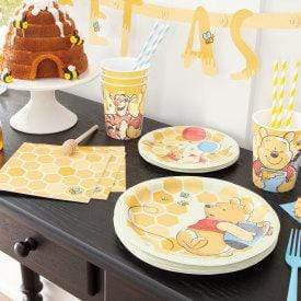 Winnie the Pooh Dinner Plates 9 8 count instaballoons Wholesale